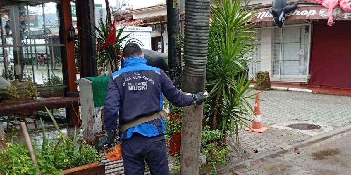 Muğla’da Yağış ve Fırtına Afeti: 15 Günde Yüzlerce Baskın, Mahalleler Tahliye Edildi 4